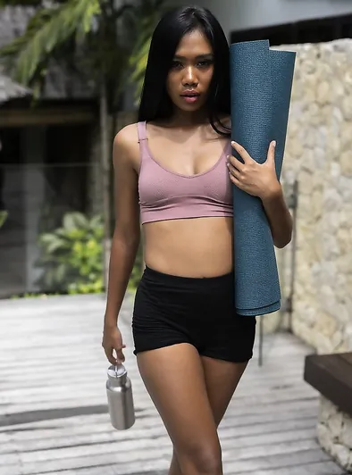 Sheeiziss: Morning Yoga to Bedroom Bliss