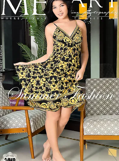 Summer Sizzle: Kathai’s Bare Delight