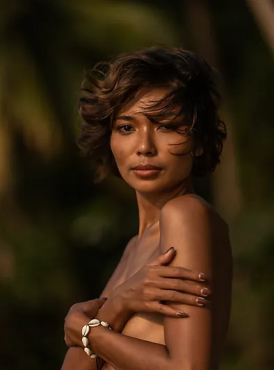 Tropical Temptress: Rosah’s Bold Beach