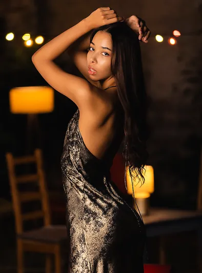Lia Lin’s New Year’s Temptation: A Celebration of Curves