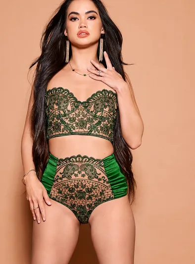 Angelina Moon's Steamy BBC Encounter