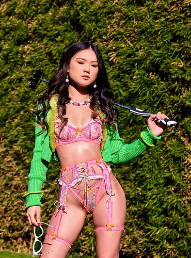 Jennie Rose and Lulu Chu Steamy Golf Course Relief