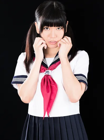 Tsukushi Mamiya’s Schoolgirl Stroke