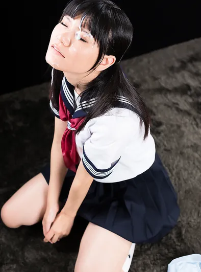 Tsukushi Mamiya’s Schoolgirl Stroke