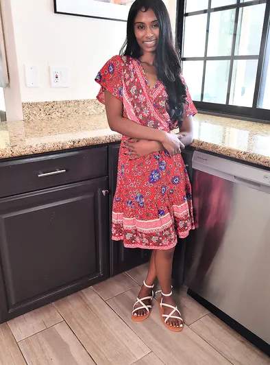 Fae Love’s Kitchen Dildo-Fucking Rampage