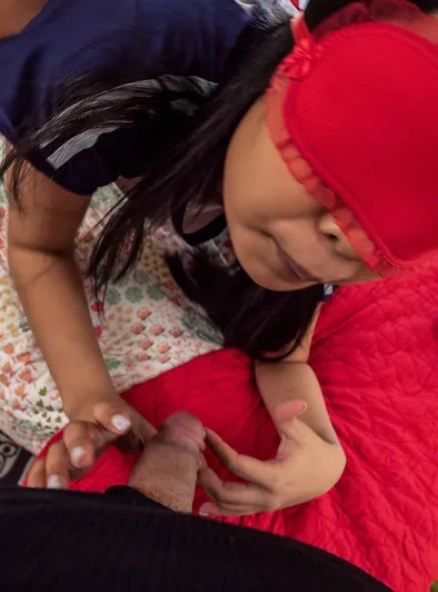 Luna Mills My Science Sexperiment