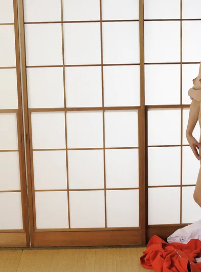 Yui Misaki’s Kimono Reveal