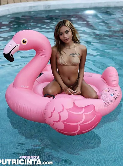 Namy’s Hot Pool Day and Steamy Private Show