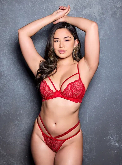 Cookie and Scarlett’s Sexy Game Night