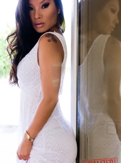 Asa Akira Outdoor Photoshoot and Anal Fuck