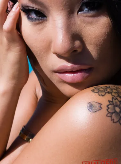 Asa Akira Outdoor Photoshoot and Anal Fuck