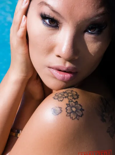 Asa Akira Outdoor Photoshoot and Anal Fuck