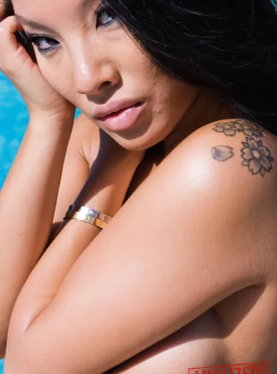 Asa Akira Outdoor Photoshoot and Anal Fuck