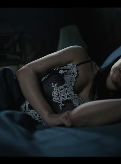 Rikako Katayama Bitten and Fucked by Vampire Lesbian