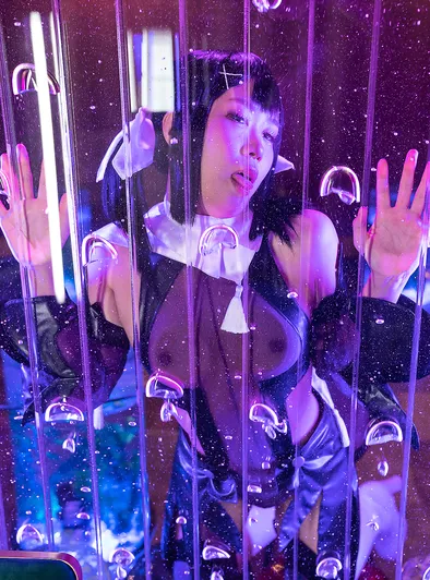 Mayu Sakurai Spreads Her Wet Pussy Cosplay