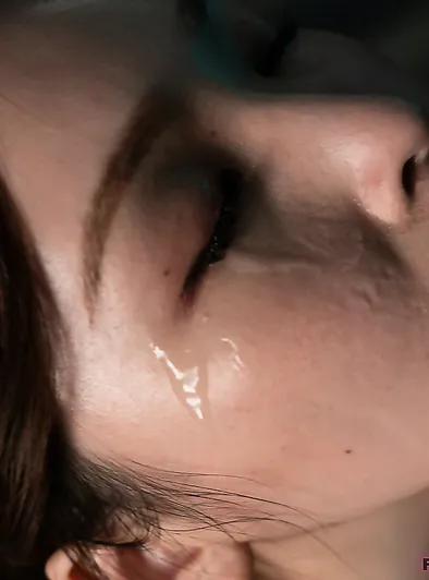 Kyoko Gouda Deepthroats and Takes Messy Facial