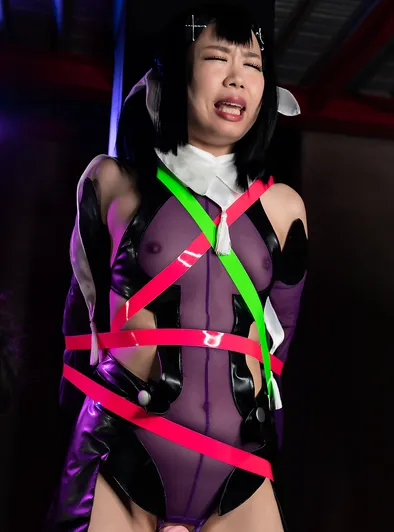Mayu Sakurai Cosplay Bondage Toy Threesome