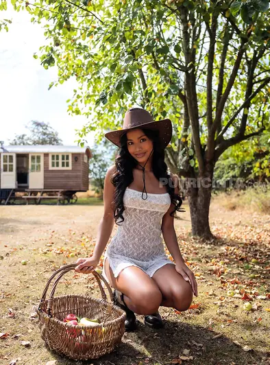 Putri Cinta Nude Cowgirl Big Tits Tease