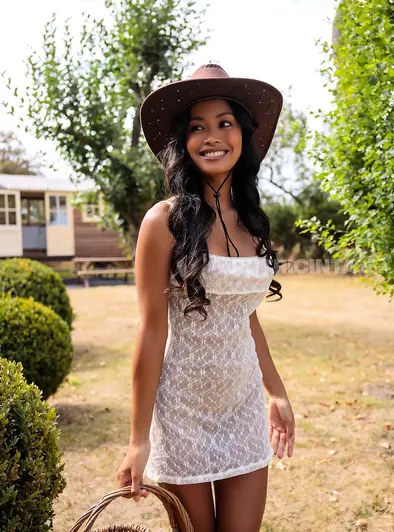 Putri Cinta Nude Cowgirl Big Tits Tease