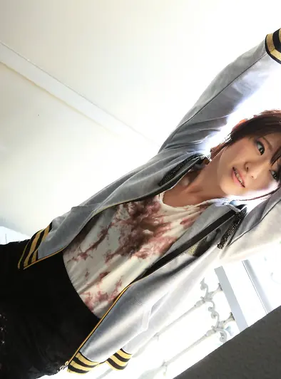 Sara Yurikawa Shirt Lift Tease Will Drive You Crazy