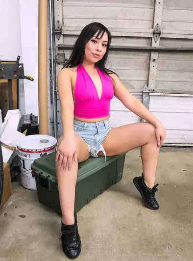 Lao Latina Gets Nailed in the Garage