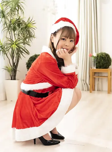 Rin Hinami Smiles Big While Her Tits Are Out