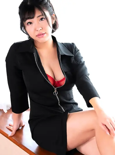 Ichika Nanjo's Sexy Lingerie And Wild Cowgirl Scenes