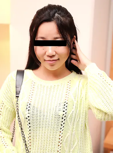 Playful Anna Saotome Shows Off In The Hotel