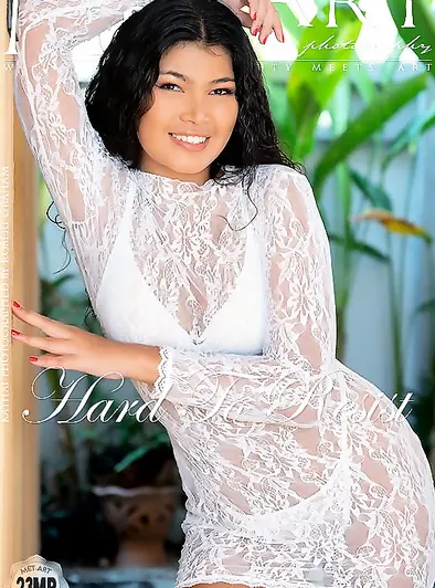 Kathai Smiles Wide While Getting Completely Nude