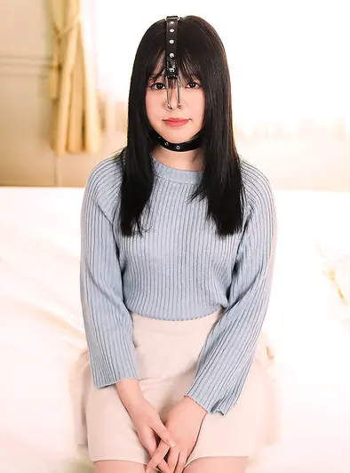 Yuna Mori Hooks Her Nose And Goes Fully Nude