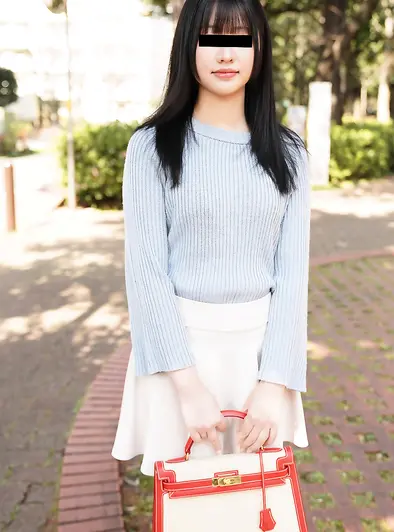 Yuna Mori Strips Down And Poses All For You