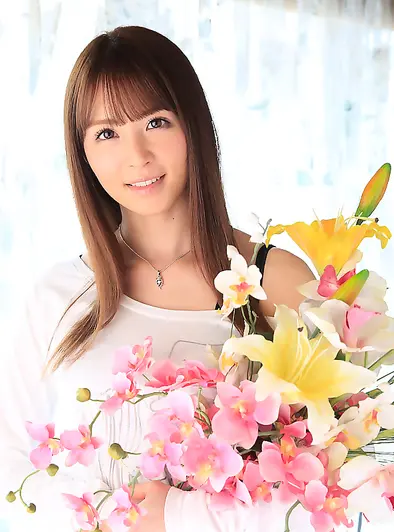 The Seductive Return of a National Treasure - Ohashi Miku