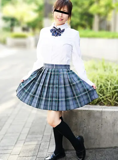 Satomi Uehara Flashes That Schoolgirl Smile Outside