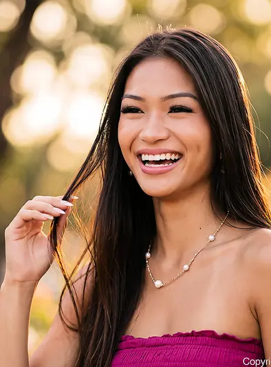 Leilani Voss Flashes And Bends All Over Outside