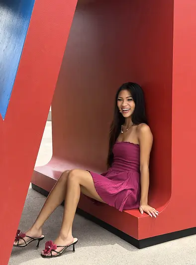 Leilani Voss Flashes And Bends All Over Outside