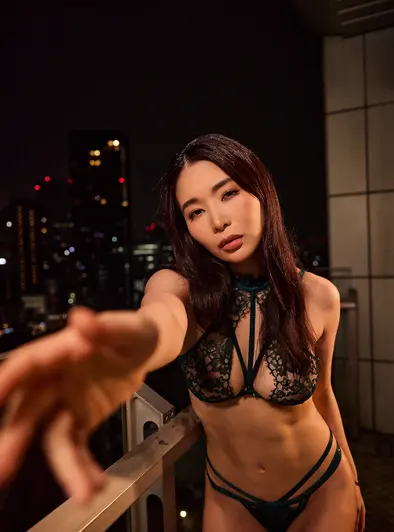 Rikako Katayama Gets Lifted And Stuffed Full Of BBC