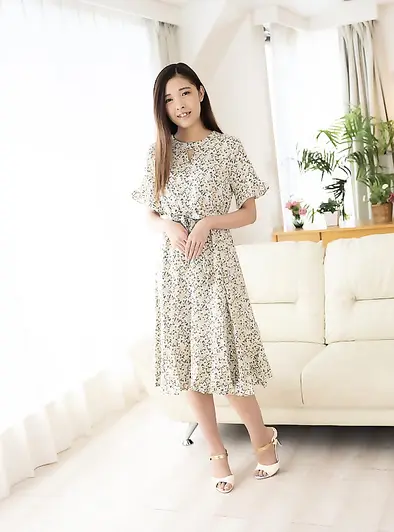 Nanami Hashimoto Teases With A Cute Smile Nude