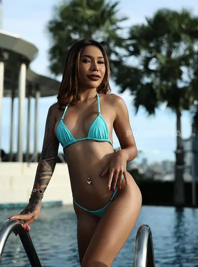 Ingthaistar Soaks Up Sun Then Gets Fully Nude