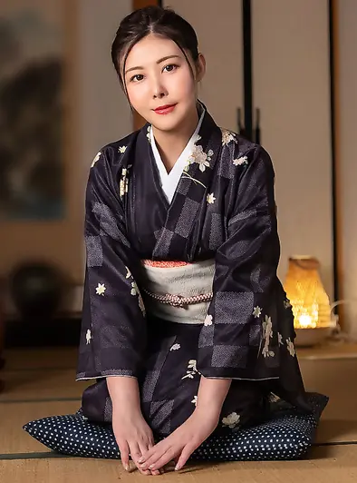 Mirei Imada Turns Up The Heat In Every Outfit