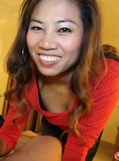 Smiling Thai Cutie Turns The Hotel Room Wild