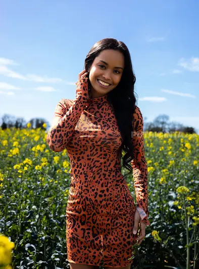 Putri Cinta Strips Naked In The Flower Field