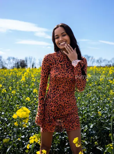 Putri Cinta Strips Naked In The Flower Field