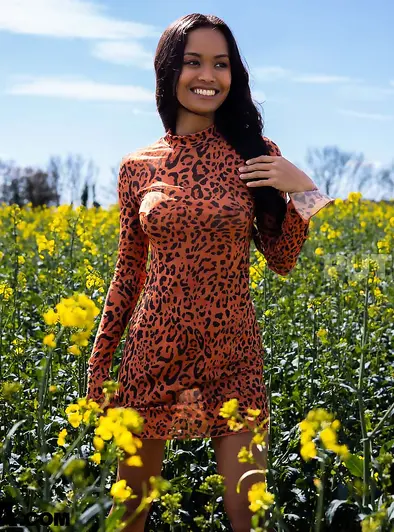 Putri Cinta Strips Naked In The Flower Field