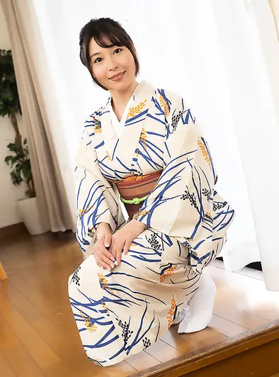Momoka Ogawa Puts On A Hot Solo Show