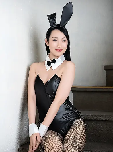 Reina Sakuragi Shows Off Every Side Of Sexy