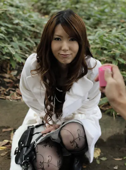 Yui Hatano's Cute Outdoor Stockings Tease With A Smile