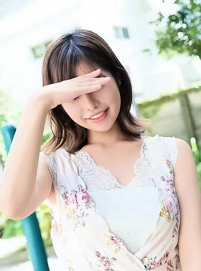 Satomi Uehara Flashes That Schoolgirl Smile Outside