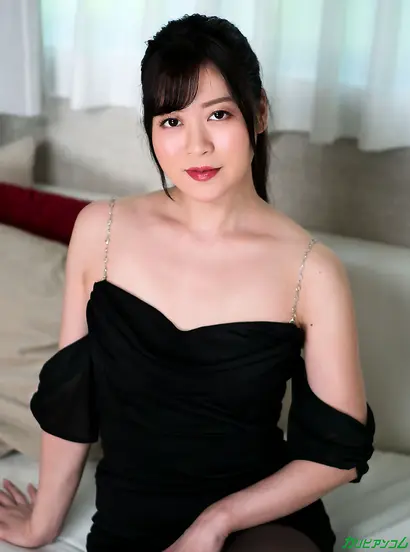 Mai Honda Turns The Office Into Her Playground